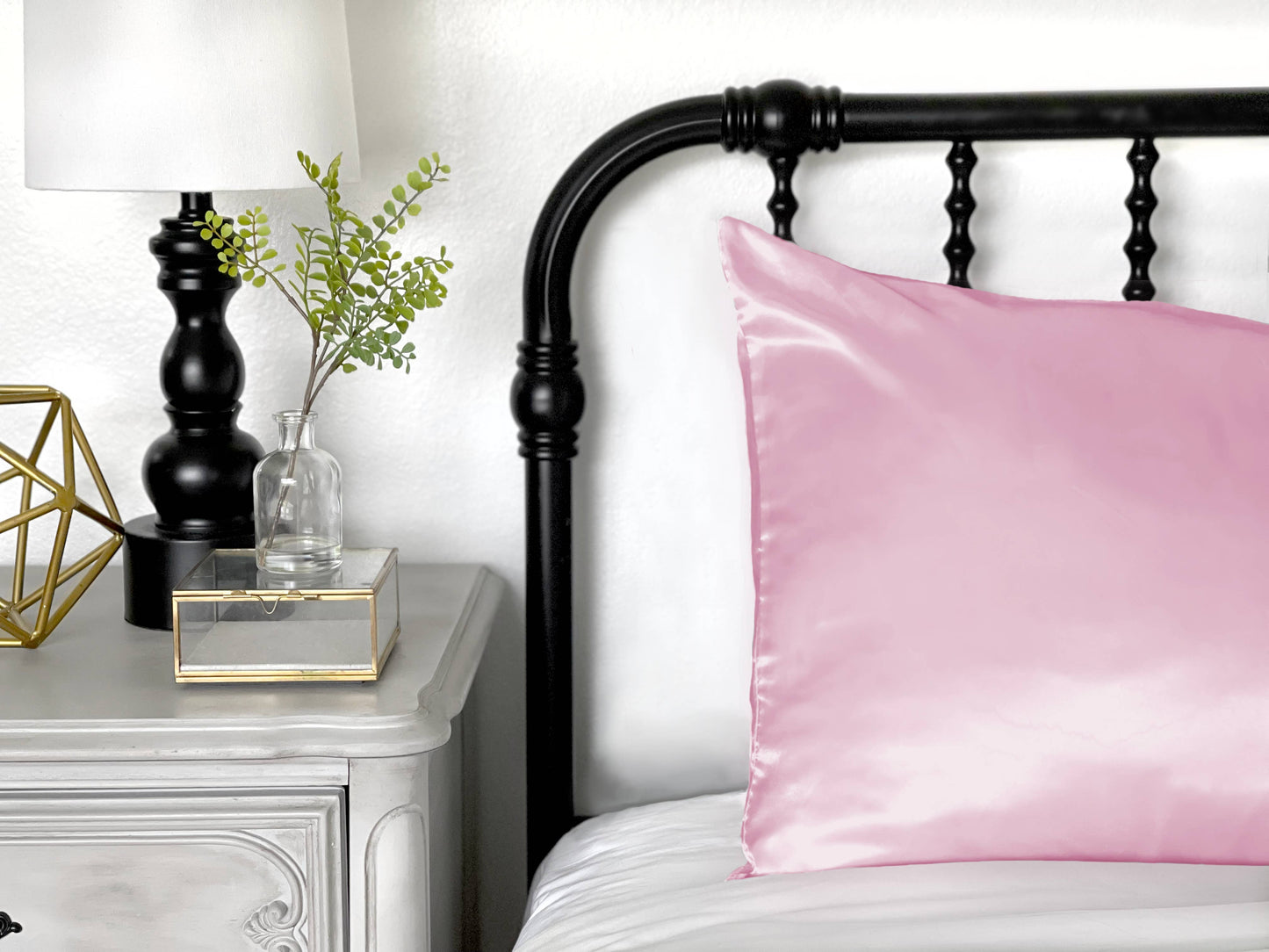Single STD/Queen Satin Pillowcase