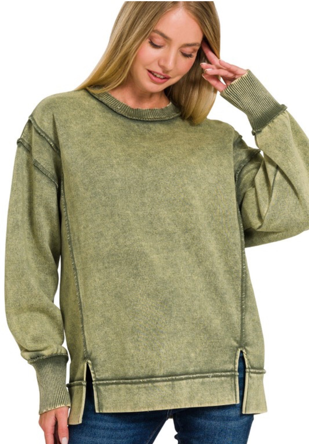 Sweatshirt