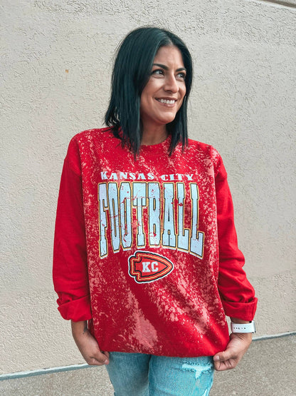 KANSAS CITY FOOTBALL BLEACHED SWEATSHIRT (RED SW)