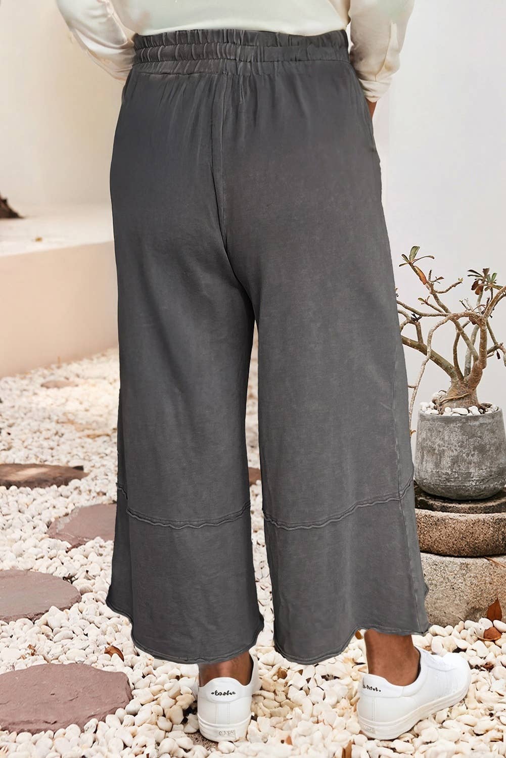 Floral Patch Mineral Washed Terry Knit Cropped Pants